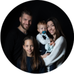 Photo de famille, Bambin, enfant, pose nuance, photographe Nîmes, Photographe Bernis, Shooting naissance, Photos bébé, Ventre rond, Photos grossesse, shooting grossesse - femme enceinte Nîmes, Photographe Gard, Céline Dupuis