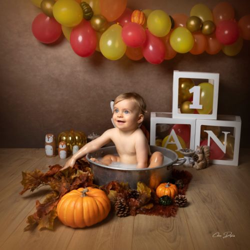 Bain de lait Séance photos bambin bain de lait pose nuance Nîmes