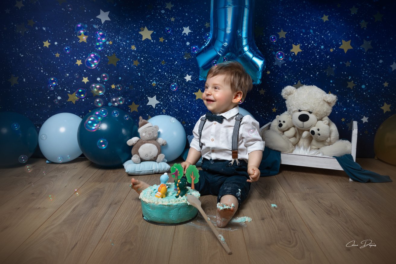 smash the cake Séance bambin, smash the cake, pose nuance, photographe Nîmes